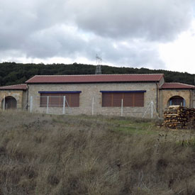 Las Escuelas 
